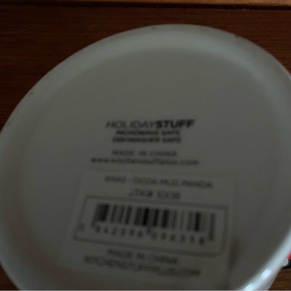 Panda Christmas Mug - Picture 4 of 5